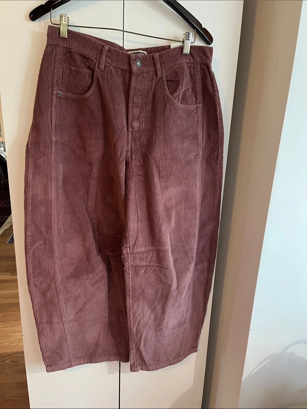 Free People We The Free Good Luck Mid-Rise Cord Barrel Jeans 28 NWT
